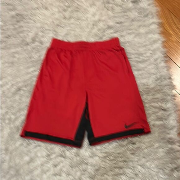 Nike dri fit Red and black logo athletic shorts‎ size xl - Picture 1 of 7